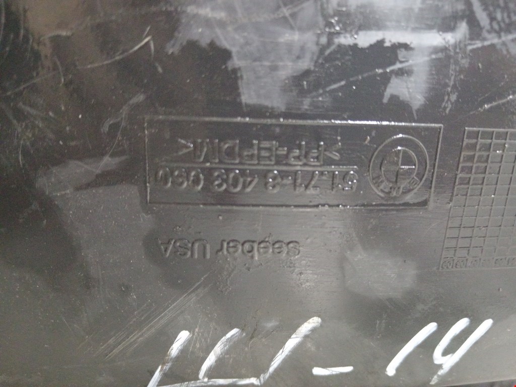 Локер (подкрылок) задний правый BMW X5 E53 1999-2006