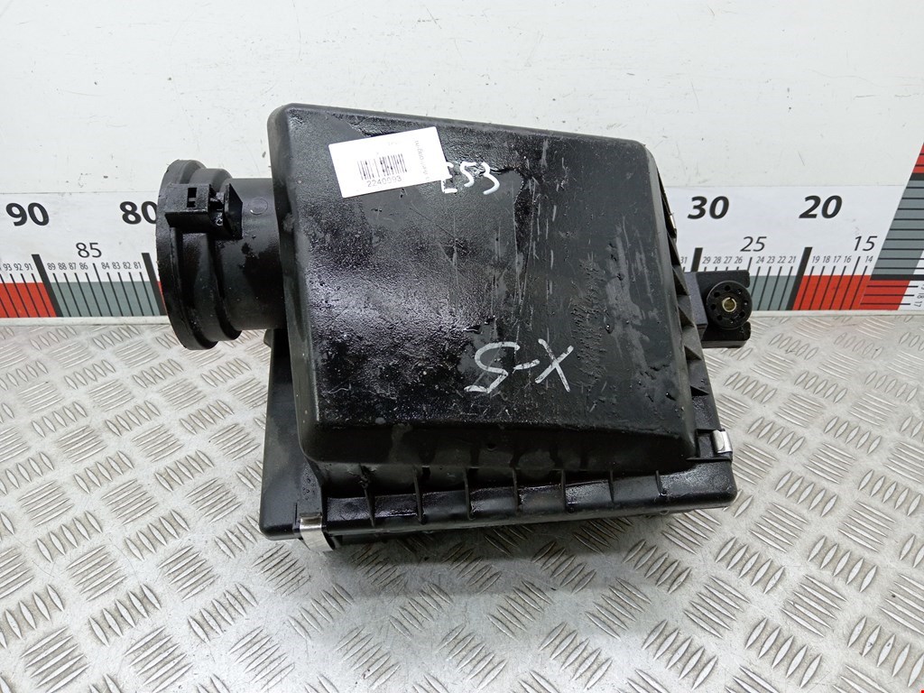 Корпус воздушного фильтра BMW X5 E53 1999-2006