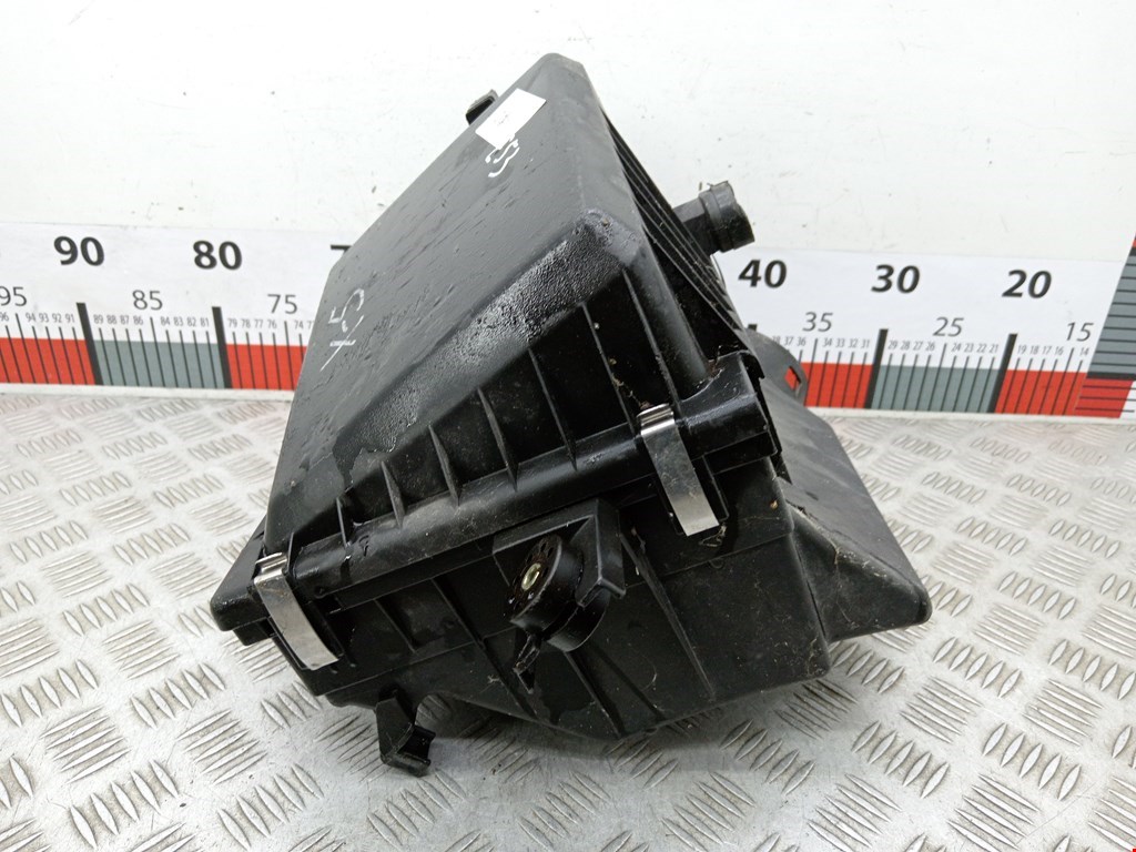 Корпус воздушного фильтра BMW X5 E53 1999-2006