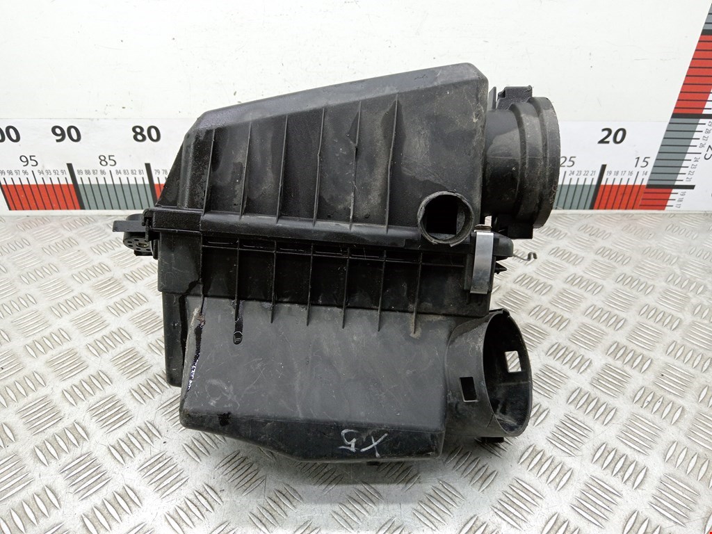 Корпус воздушного фильтра BMW X5 E53 1999-2006