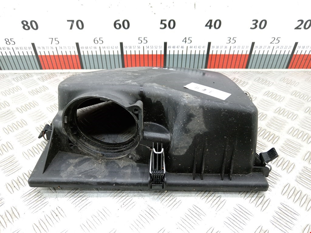 Крышка воздушного фильтра BMW 5-Series (E60/E61) (2003-2010)