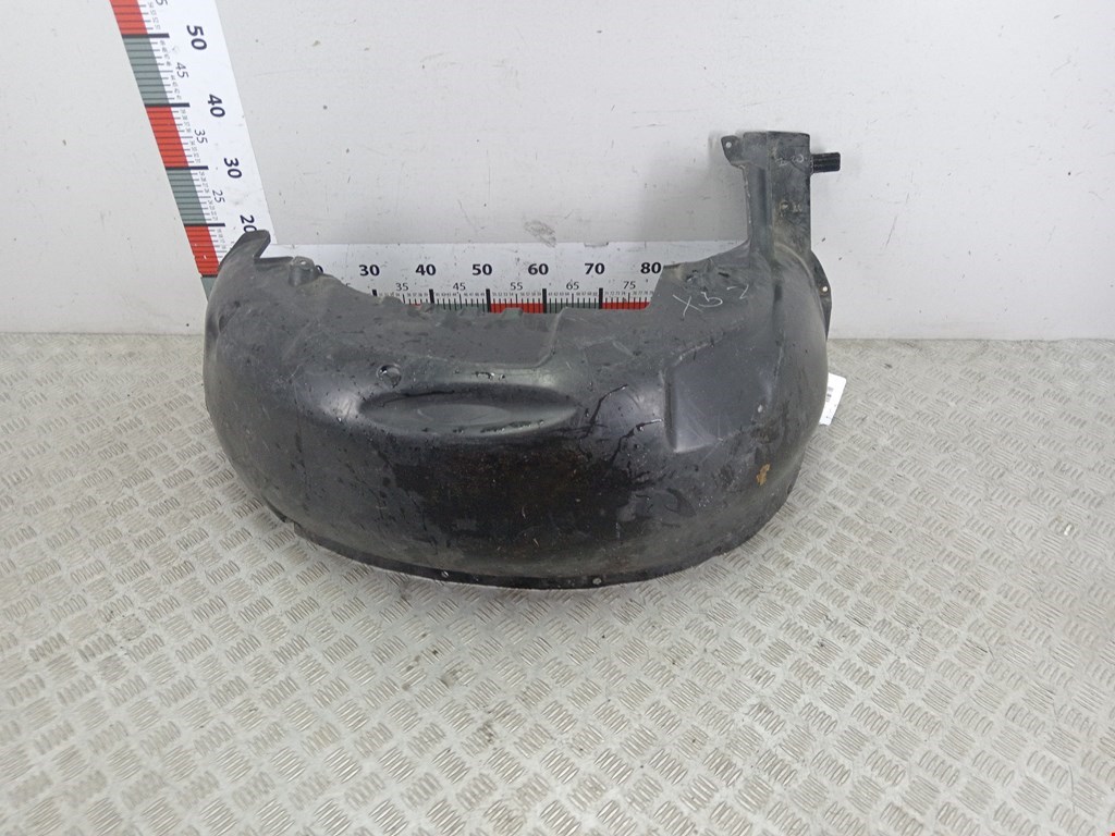 Локер (подкрылок) задний правый BMW X5 E53 1999-2006