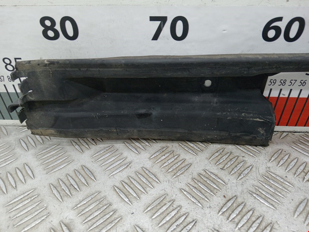 Диффузор (кожух) вентилятора BMW 5er 5 серия E60/E61 2003-2010