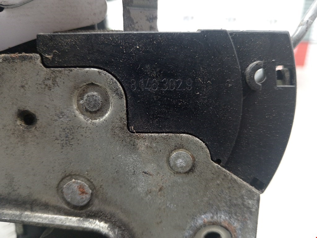 Замок двери передней правой BMW 3er E36 1991-2000