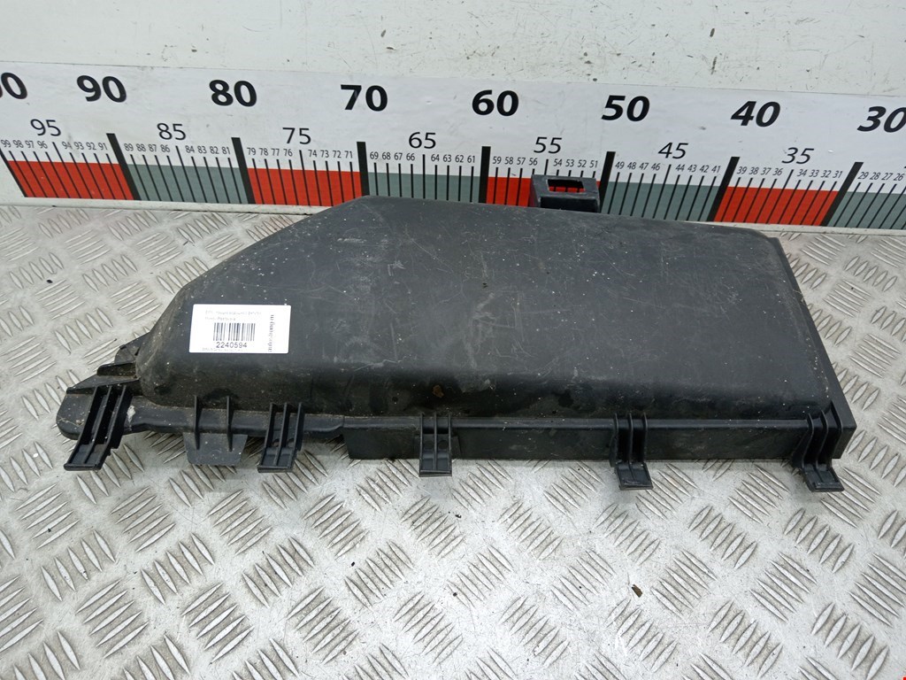 Крышка воздушного фильтра BMW 5-Series (E60/E61) (2003-2010)