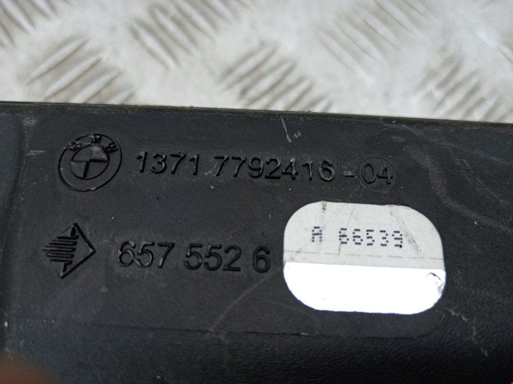 Корпус воздушного фильтра BMW 5er 5 серия E60/E61 2003-2010