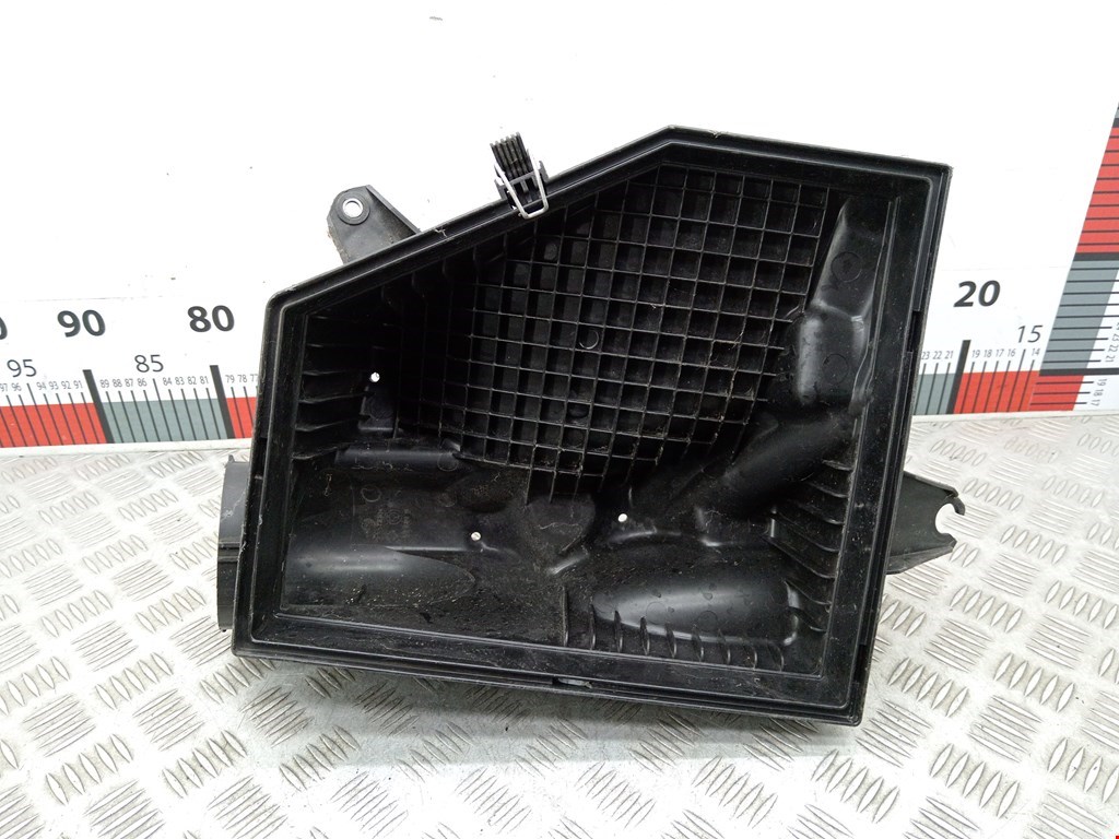 Корпус воздушного фильтра BMW 5er 5 серия E60/E61 2003-2010