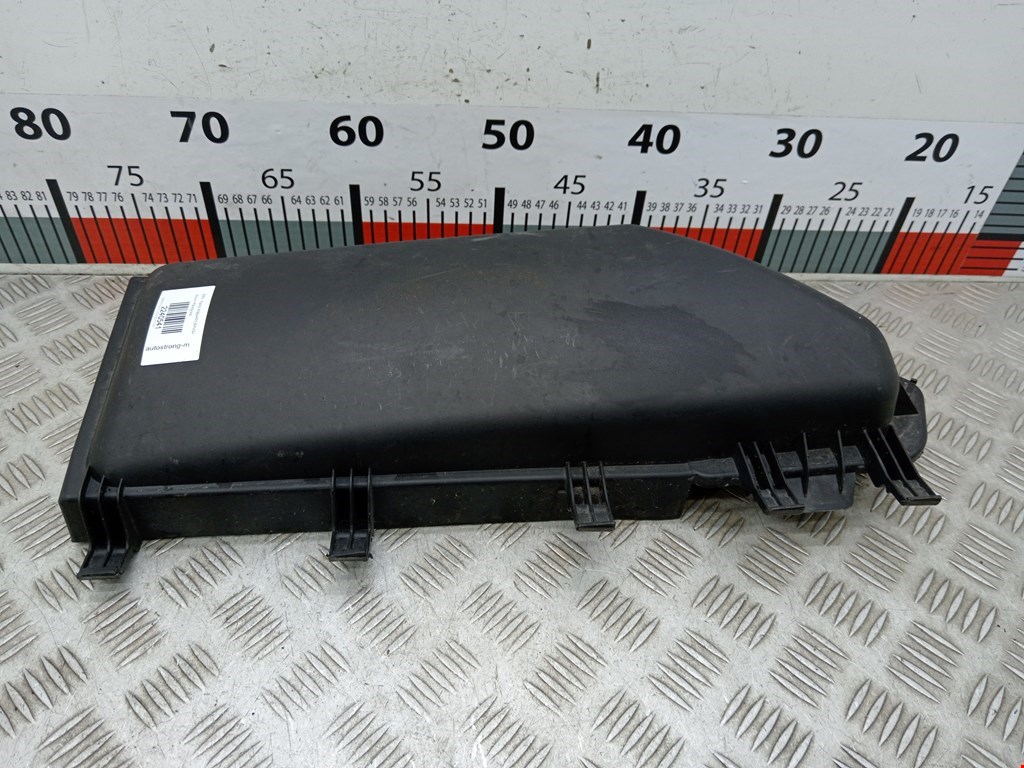 Крышка корпуса салонного фильтра BMW 5-Series (E60/E61) (2003-2010)