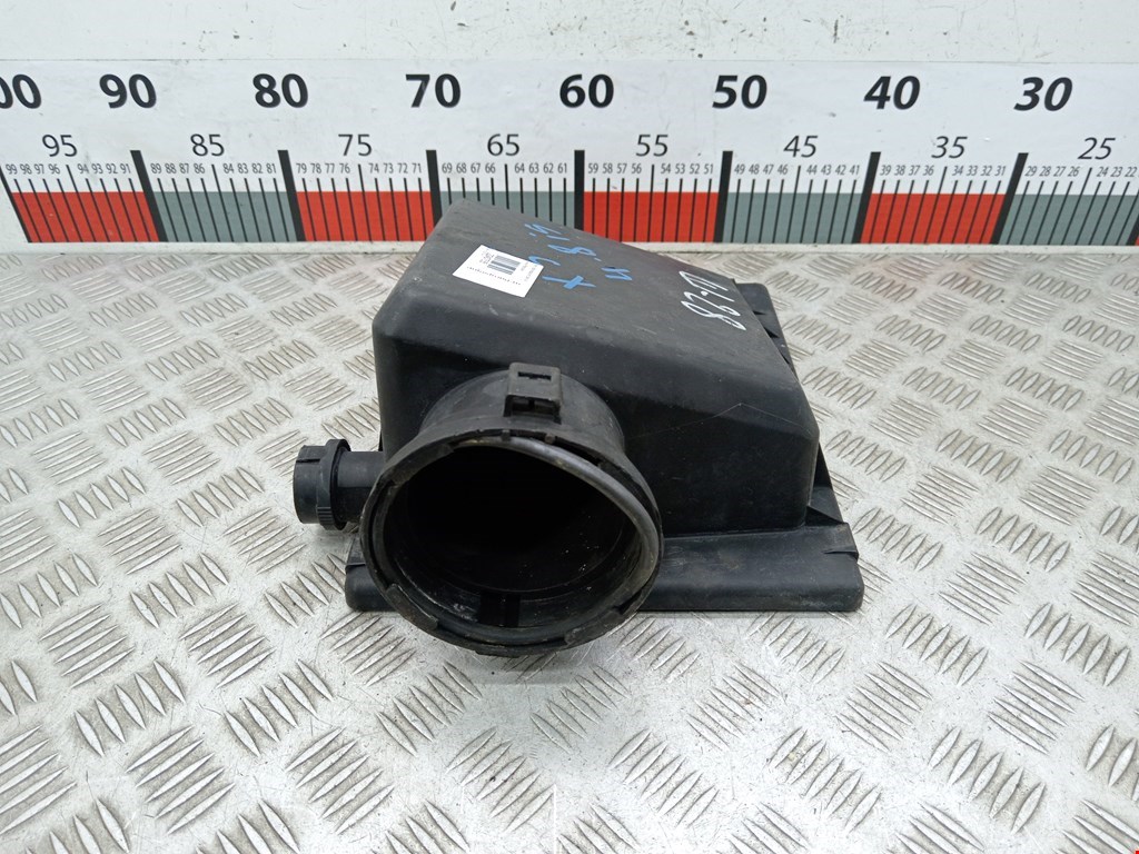 Корпус воздушного фильтра BMW X5 E53 1999-2006