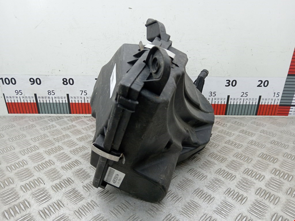 Корпус воздушного фильтра BMW 3er E90/E91 2005-2012