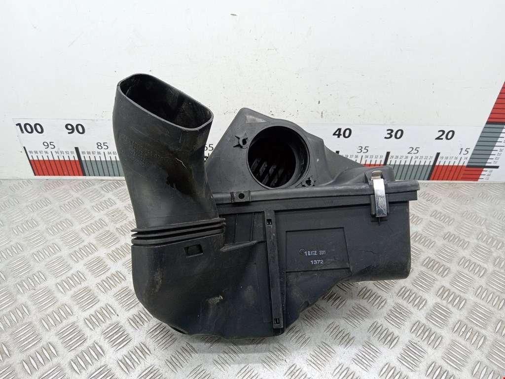 Корпус воздушного фильтра BMW 3er E90/E91 2005-2012