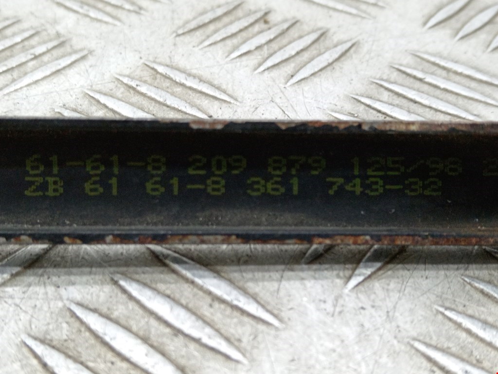 Поводок дворников передний левый/ правый BMW 5er 5 серия E39 1995-2004