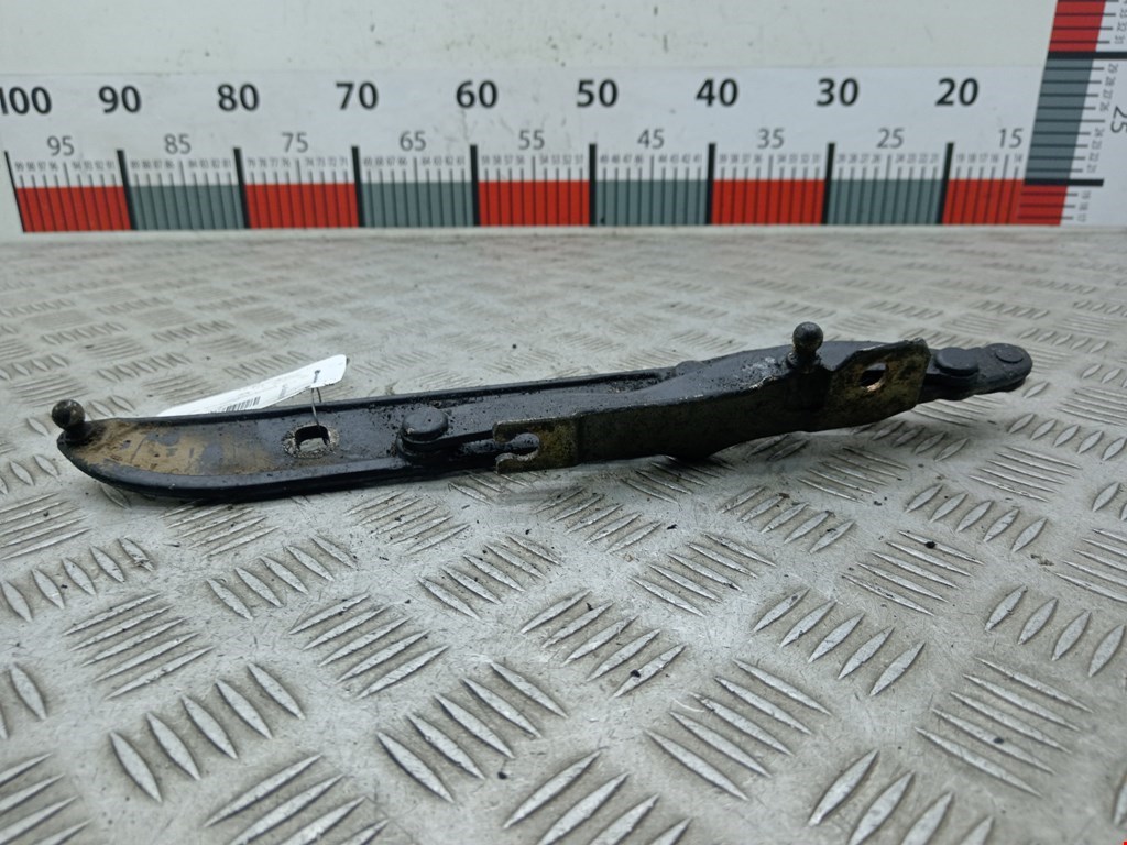 Петля крышки (двери) багажника BMW 3-Series (E46) (1998-2007)