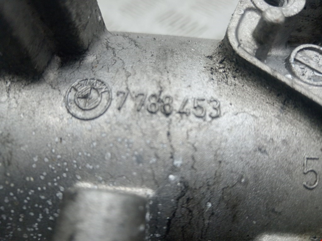 Корпус масляного фильтра BMW 5er 5 серия E60/E61 2003-2010