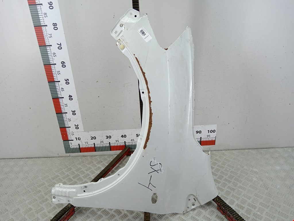 Крыло переднее левое SUZUKI SX4 2006-2014