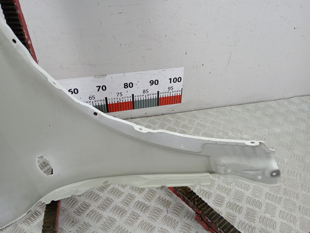 Крыло переднее левое SUZUKI SX4 2006-2014