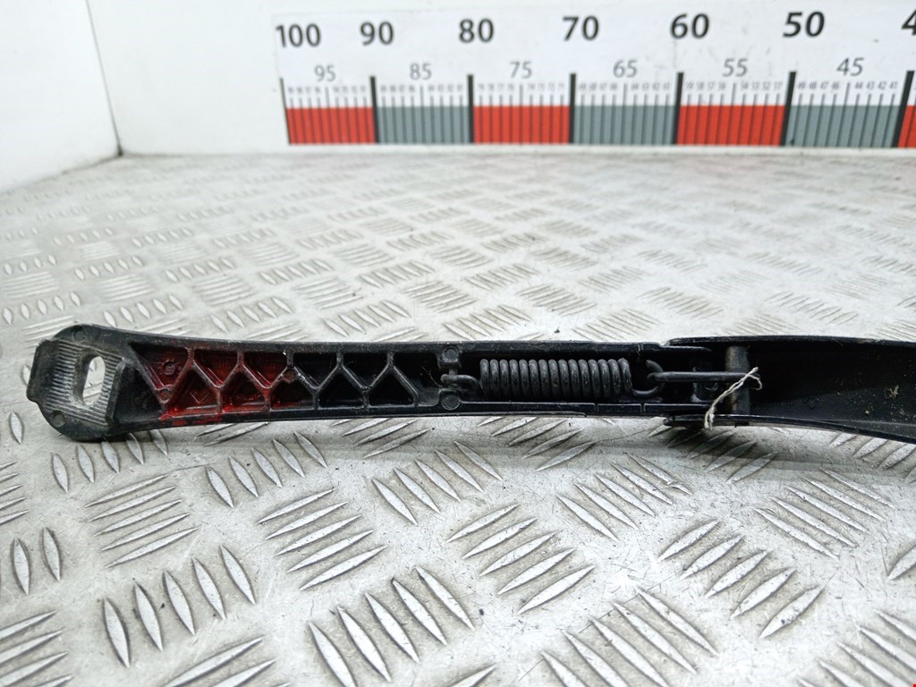 Поводок дворников передний левый/ правый BMW 5er 5 серия E60/E61 2003-2010