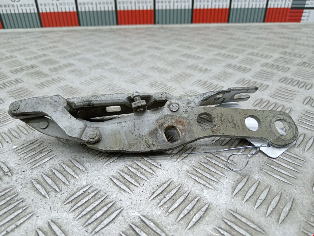 Петля капота левая/правая BMW 3er E46 1998-2006