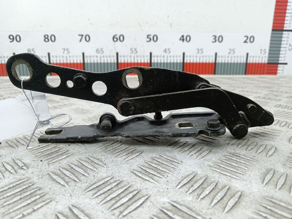 Петля капота левая BMW 3-Series (E46) (1998-2007)