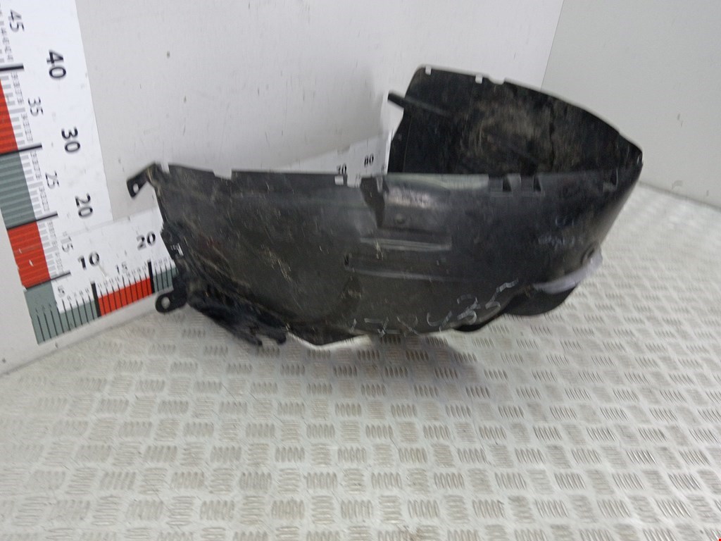 Локер (подкрылок) передний правый RENAULT Sandero 2009-2014