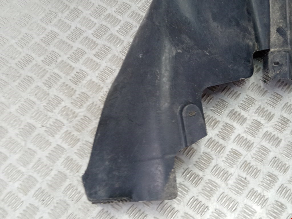 Локер (подкрылок) задний правый VOLKSWAGEN Polo V HB 2009-2017