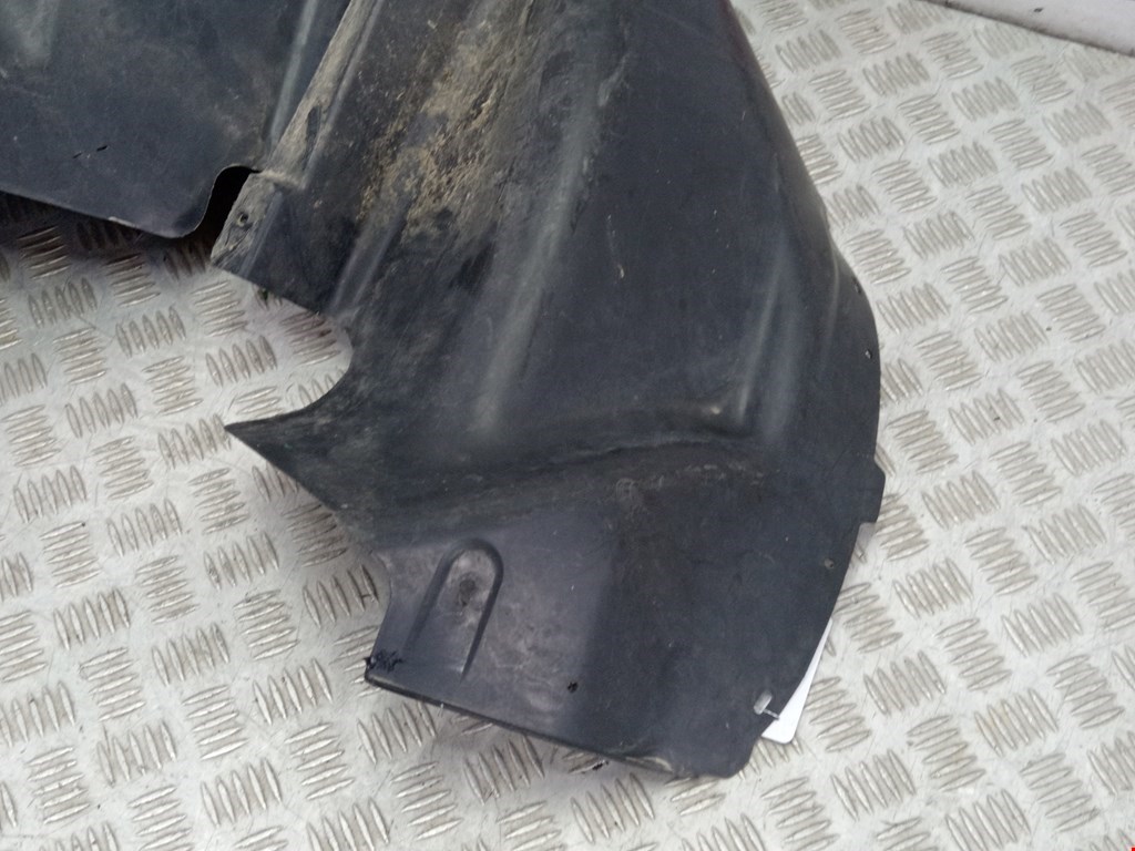 Локер (подкрылок) задний правый VOLKSWAGEN Polo V HB 2009-2017