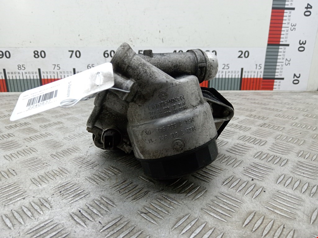 Корпус масляного фильтра BMW 3er E90/E91 2005-2012