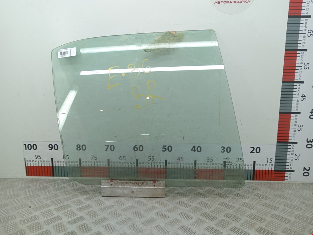 Стекло двери заднее правое BMW 3er E36 1991-2000