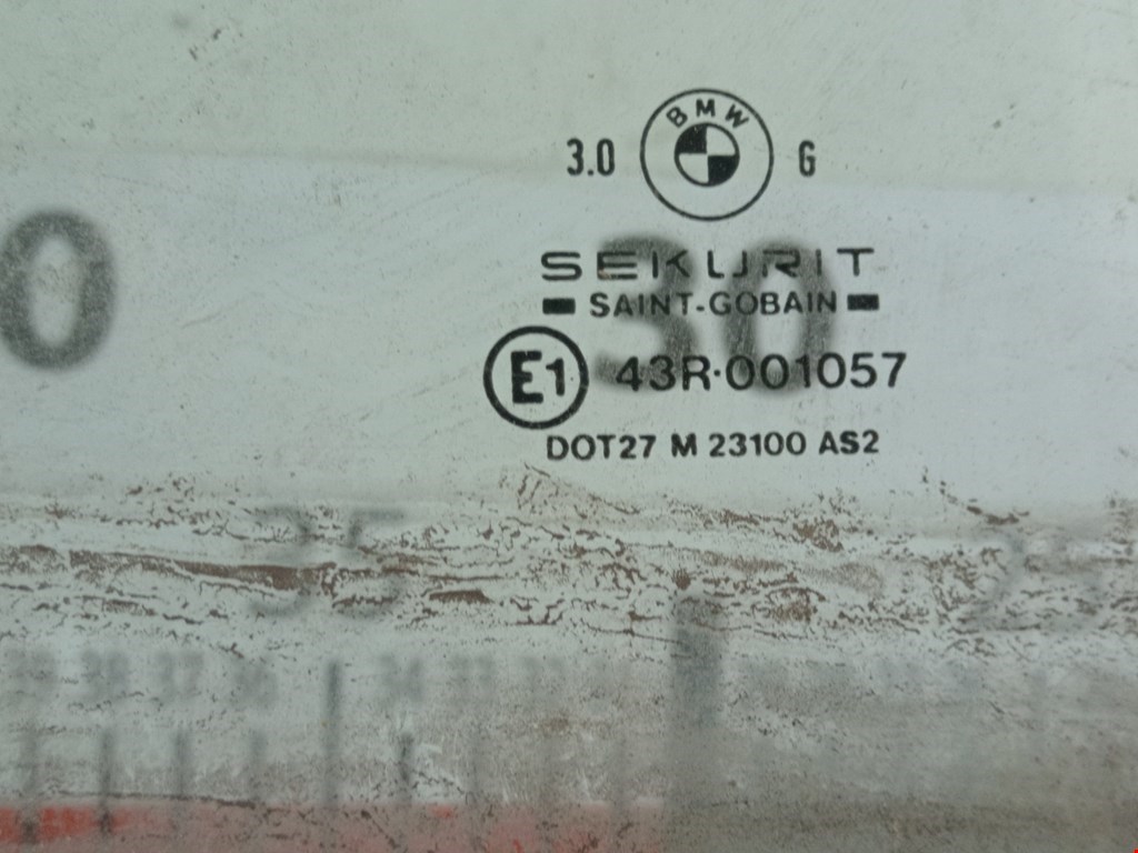 Стекло двери заднее правое BMW 3er E36 1991-2000