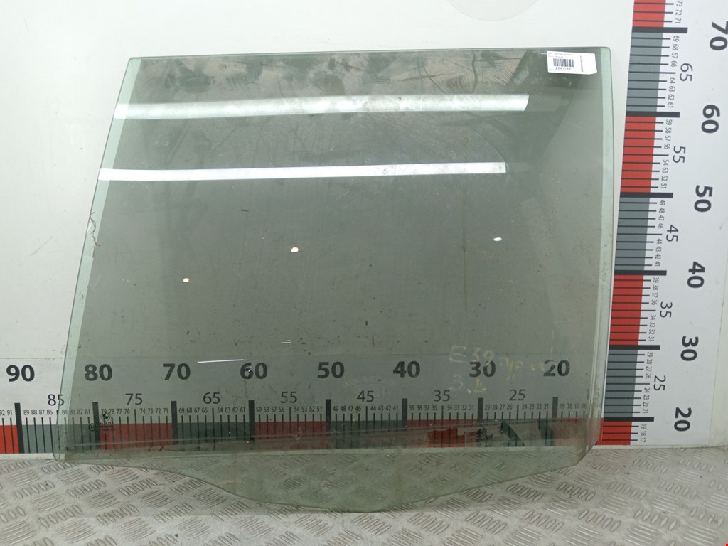 Стекло двери заднее левое BMW 5er 5 серия E39 1995-2004