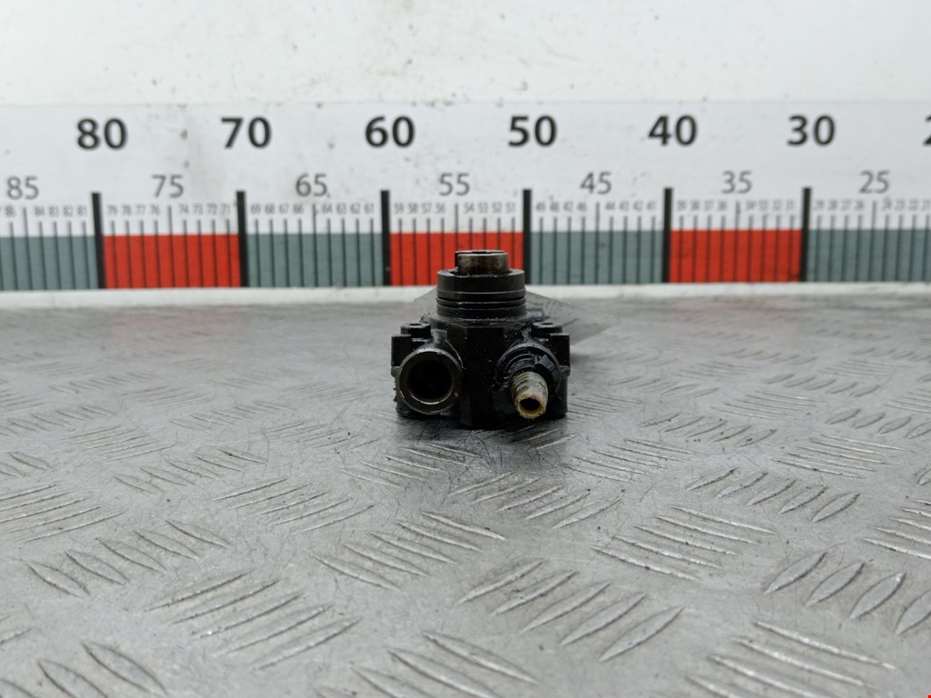 Насос топливный (электрический) MERCEDES-BENZ C-Class C-klasse W203 2000-2007