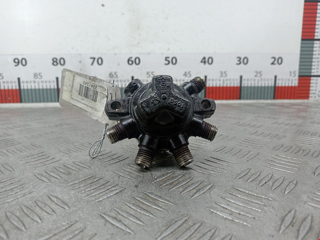 Рампа топливная (рейка) RENAULT Kangoo 1997-2008