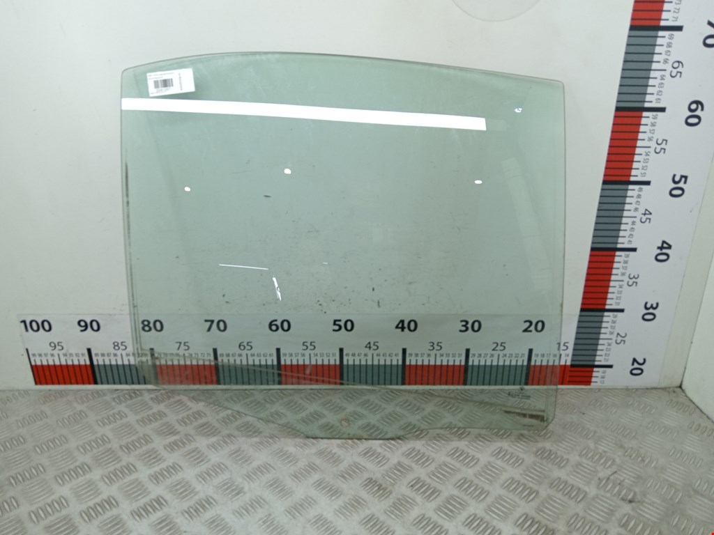 Стекло двери заднее правое BMW 5er 5 серия E39 1995-2004