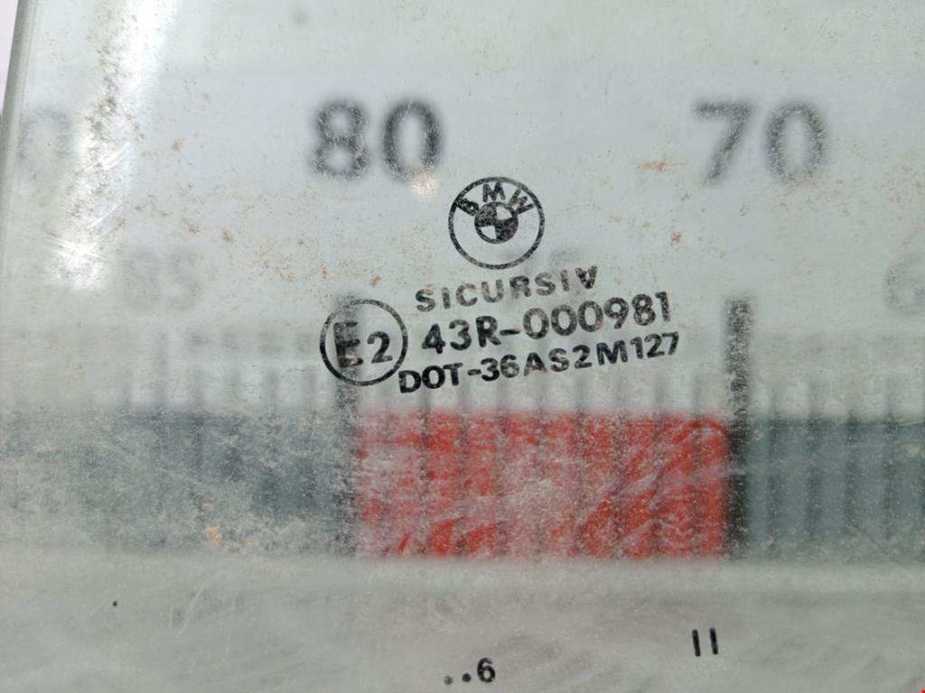 Стекло двери заднее левое BMW 5er 5 серия E39 1995-2004