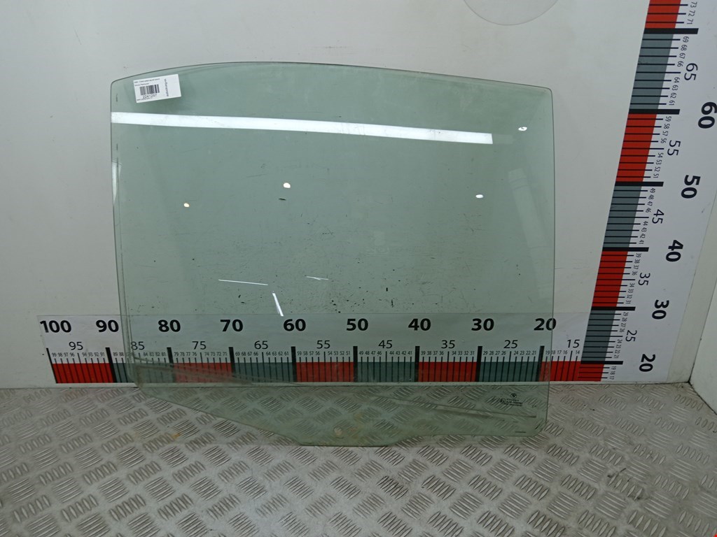 Стекло двери заднее правое BMW 5er 5 серия E39 1995-2004