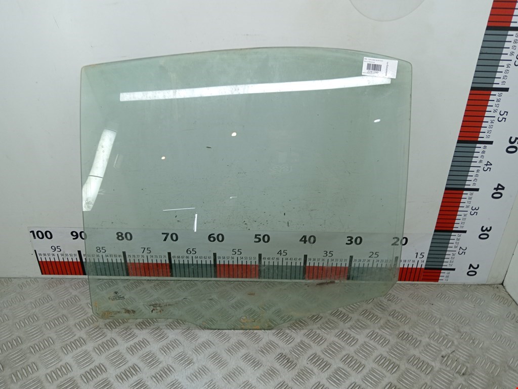 Стекло двери заднее левое BMW 5er 5 серия E39 1995-2004