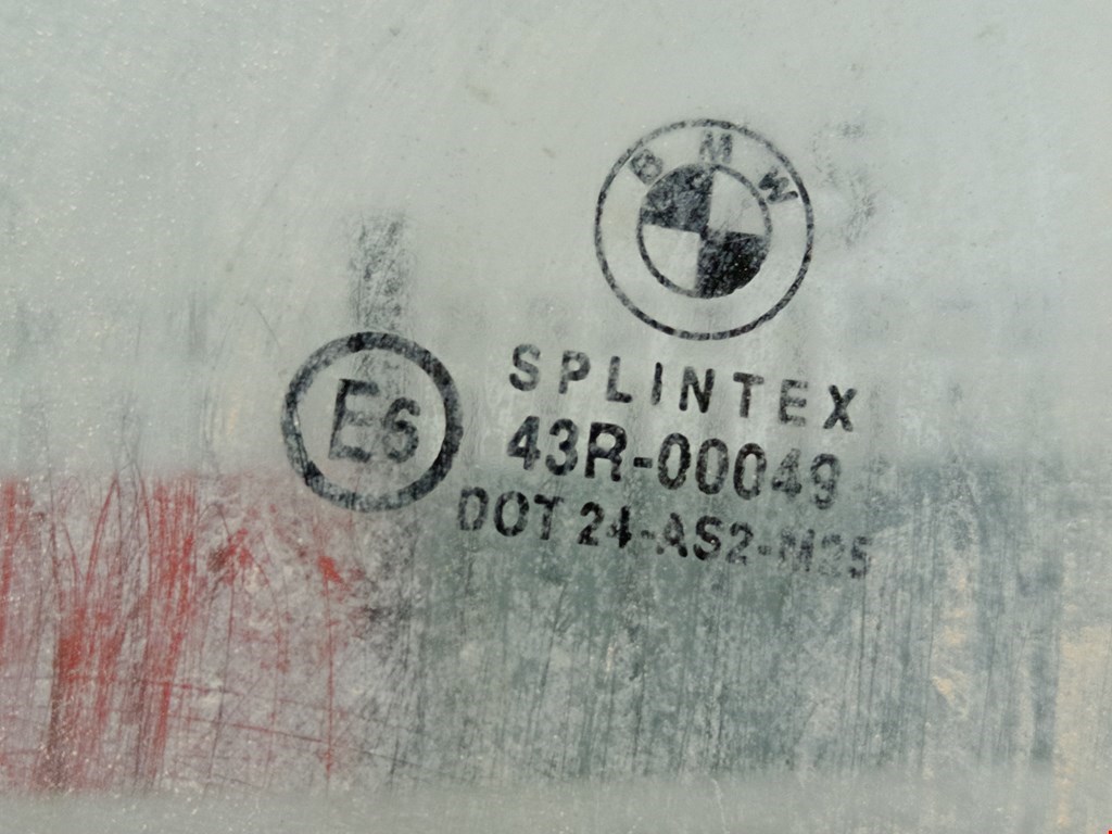 Стекло двери заднее правое BMW 5er 5 серия E39 1995-2004