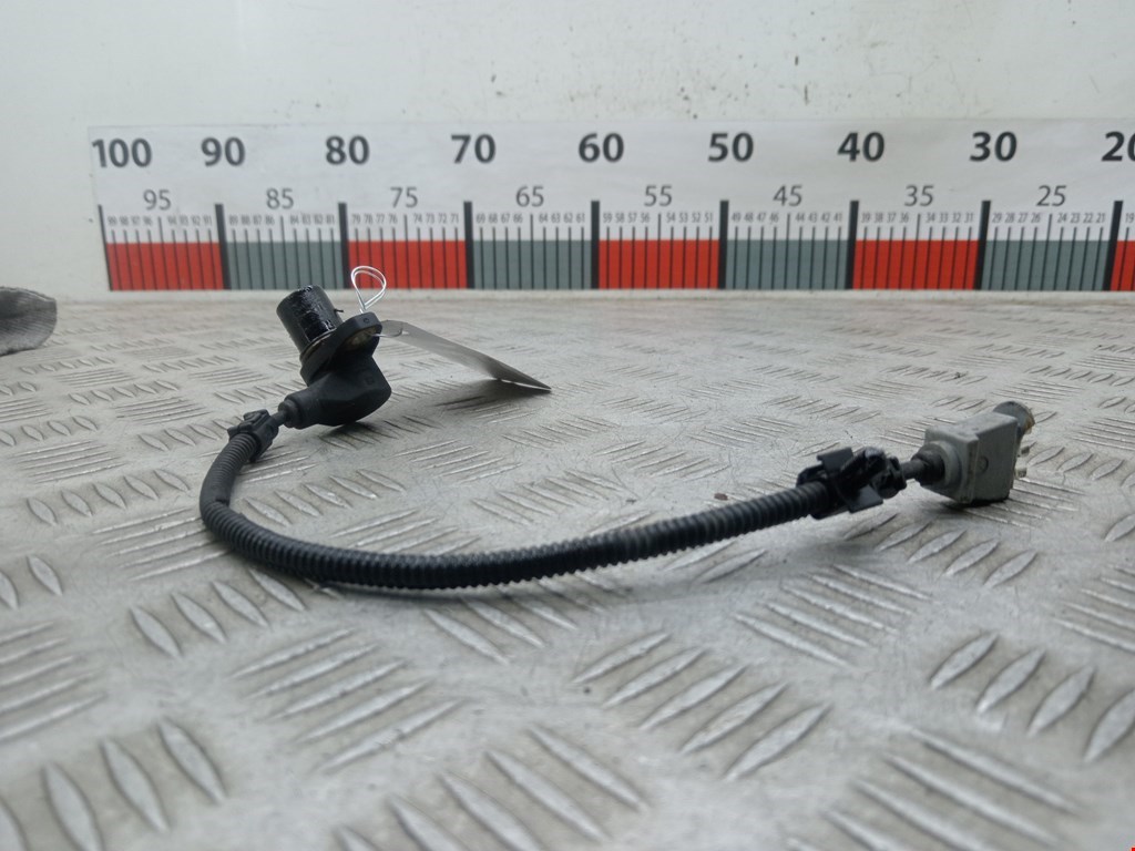 Датчик положения коленвала AUDI A3 8P 2003-2013