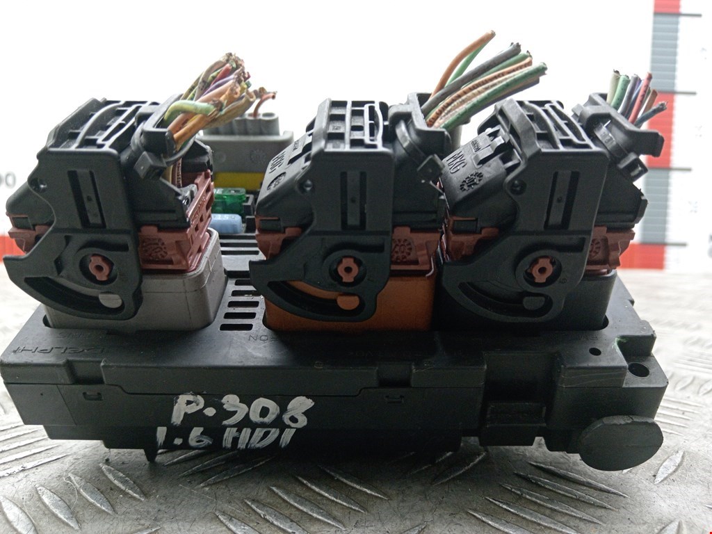 Блок управления ВСМ PEUGEOT 308 2007-2015