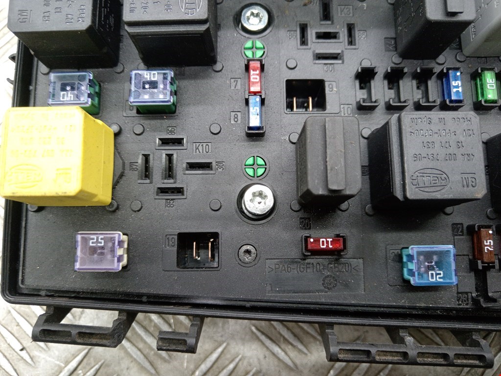 Датчик уровня в бачок омывателя OPEL Astra H/Family 2004-2015