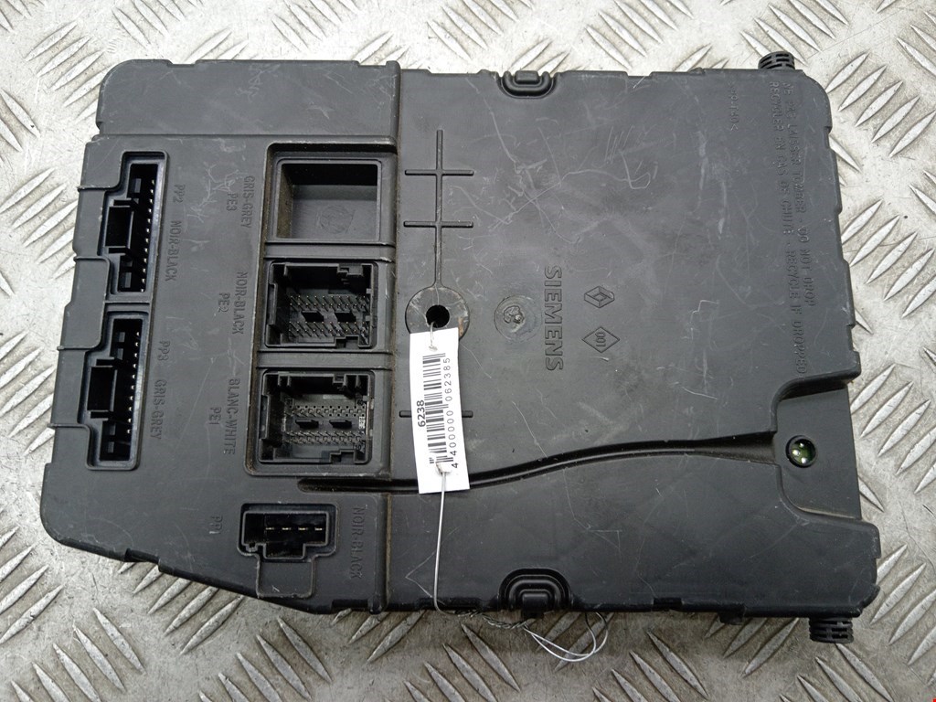 Датчик уровня в бачок омывателя RENAULT Megane II 2002-2009