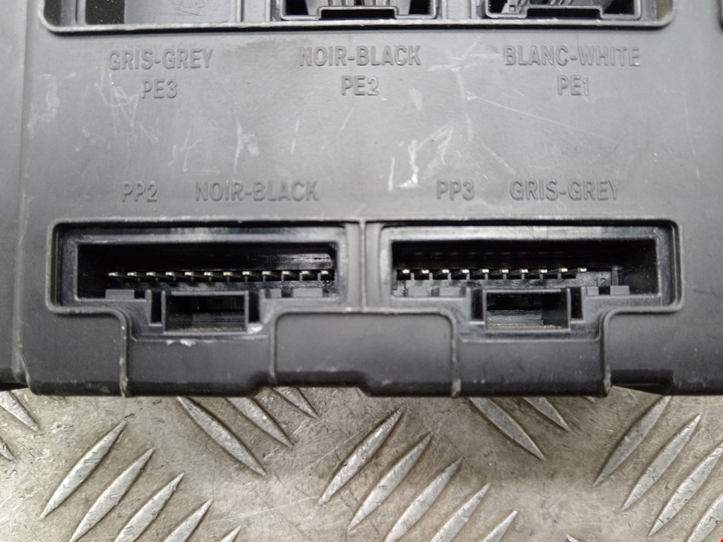 Датчик уровня в бачок омывателя RENAULT Megane II 2002-2009