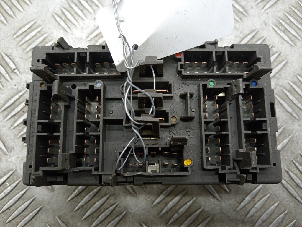 Датчик уровня в бачок омывателя PEUGEOT 406 1995-1999