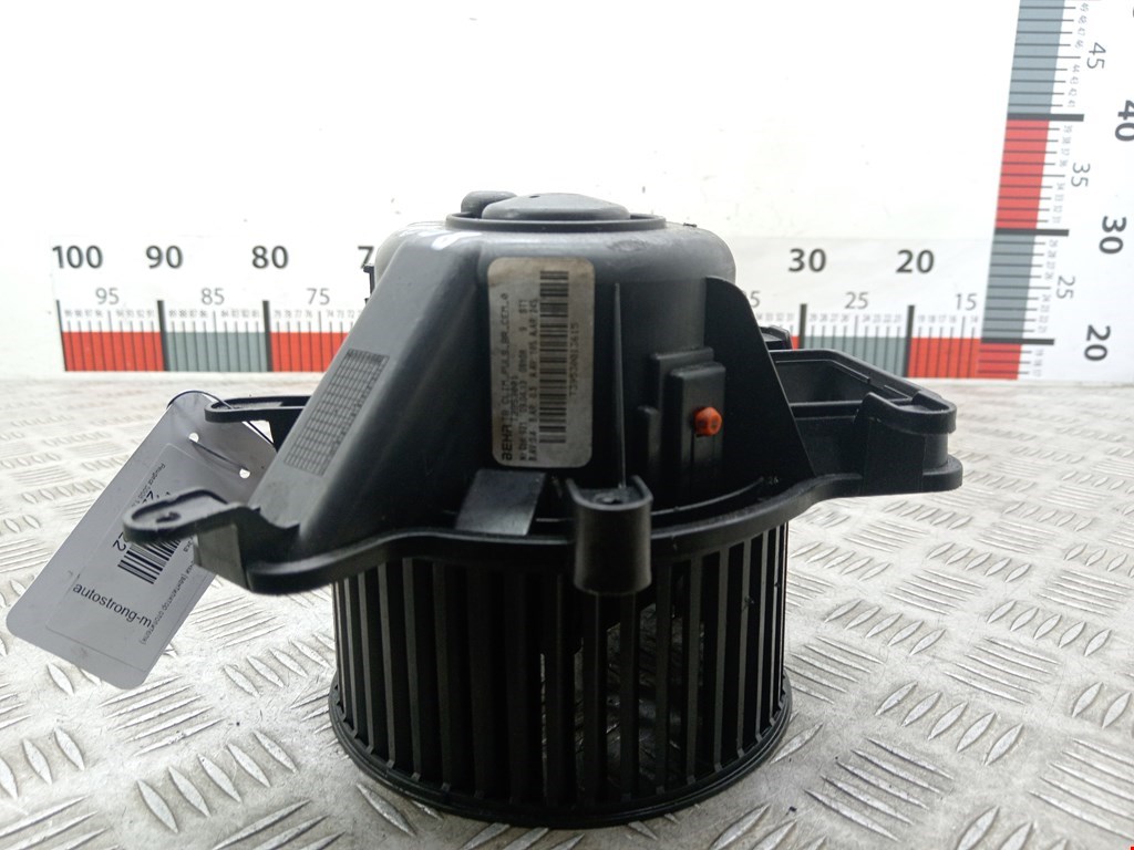 Моторчик (мотор) отопителя салона PEUGEOT 3008 2009-2016