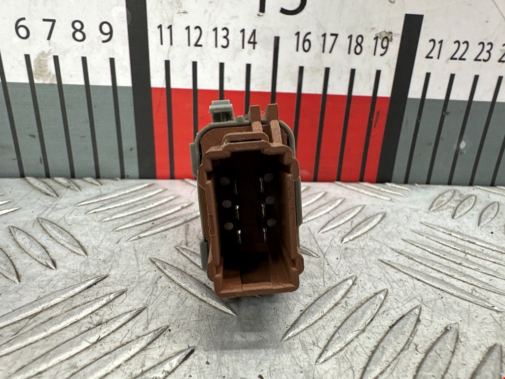 Кнопка стеклоподъемника RENAULT Laguna 2001-2007