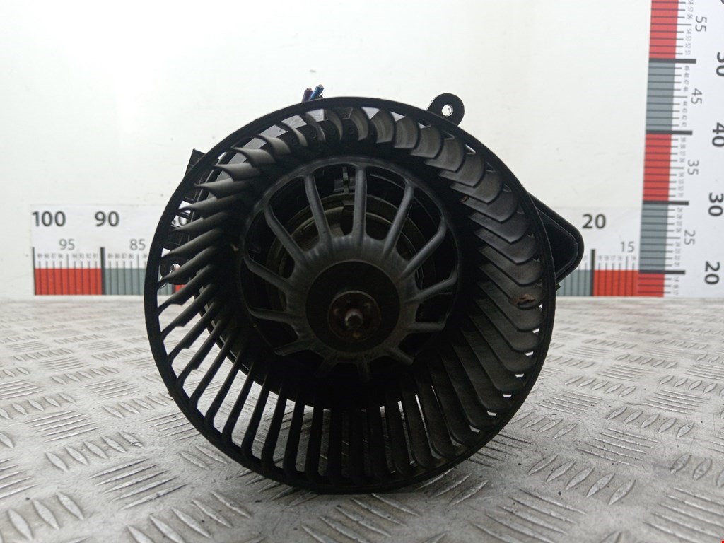 Моторчик (мотор) отопителя салона CITROEN Xantia 1993-2002