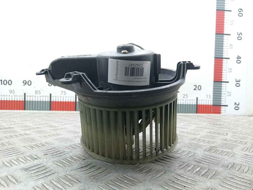 Моторчик (мотор) отопителя салона CITROEN Xantia 1993-2002