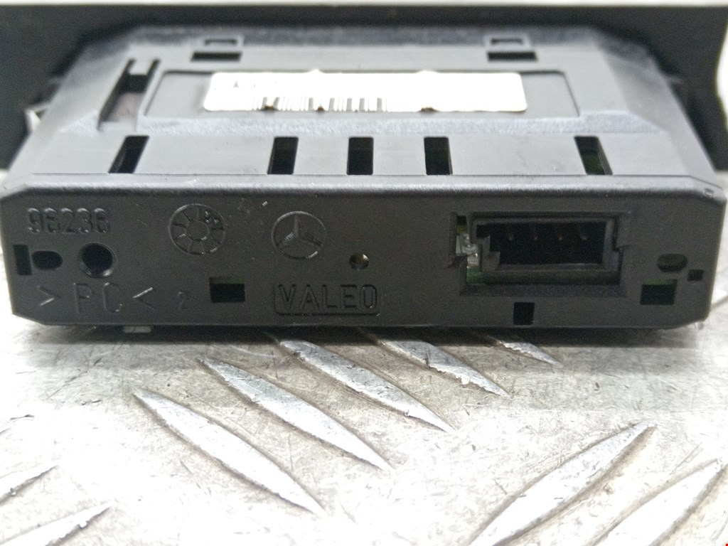 Дисплей информационный (компьютера) MERCEDES-BENZ S-Class IV W220 1998-2005