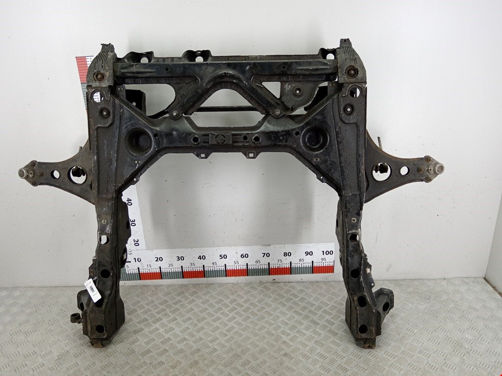 Балка передняя подрамник Mercedes A-Class (W169) (2004-2012)