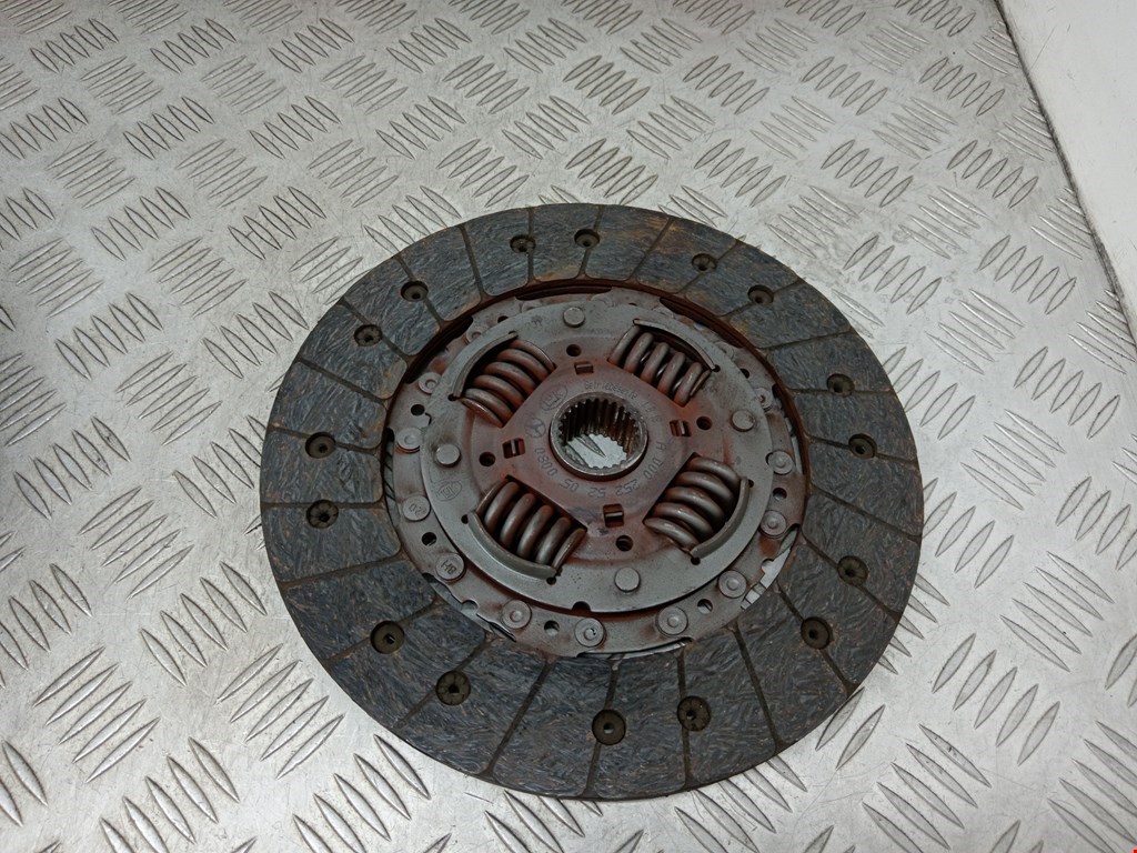 Маховик (демпфер сцепления) MERCEDES-BENZ Sprinter 901-905/Classic 909 1995-2006